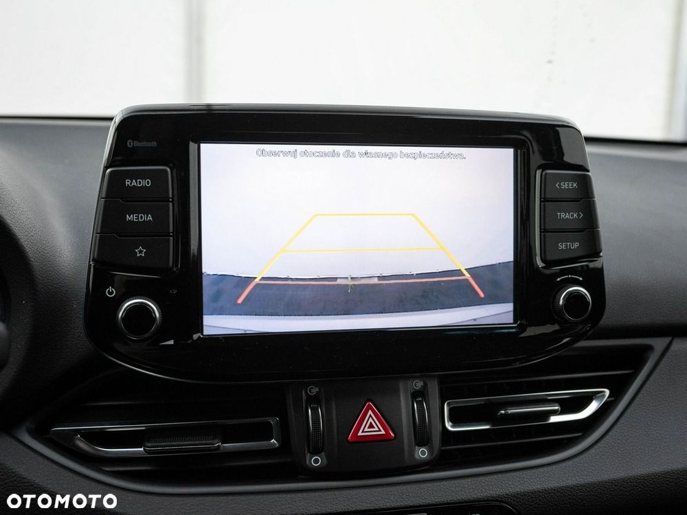 Hyundai i30 1.5 DPI Smart - 22