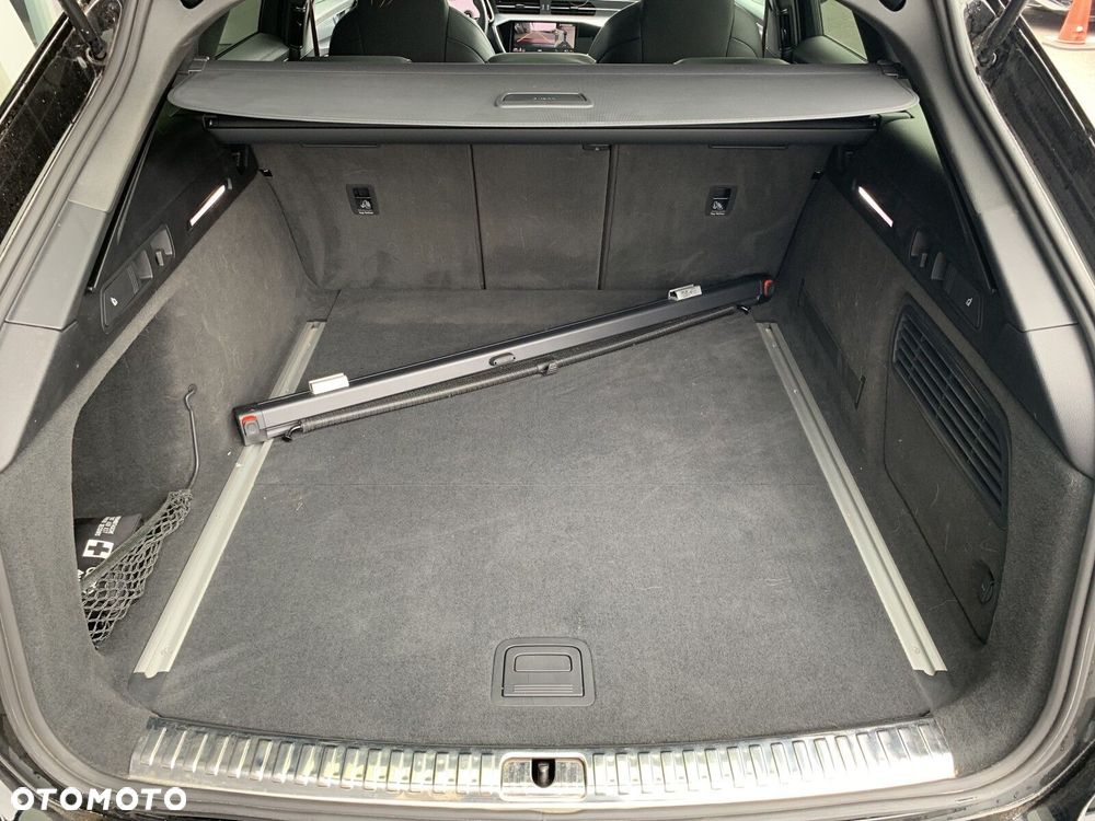 Audi A6 Avant - 30