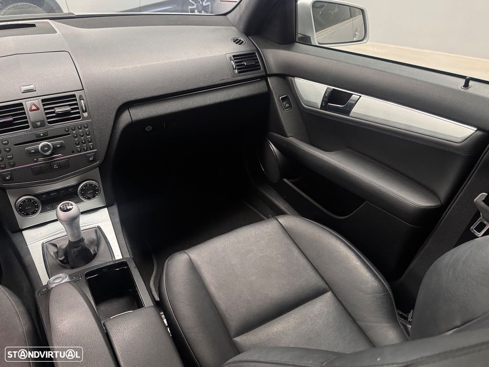 Mercedes-Benz C 220 T CDI Avantgarde - 11