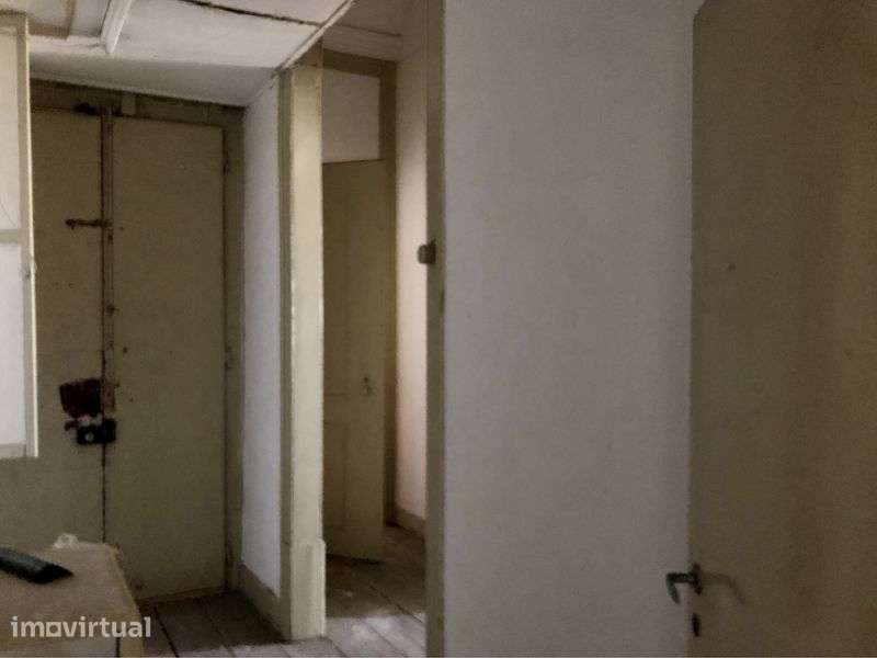 Arrendo T5 com 250m2, habitação ou comércio, no Príncipe Real, Lx - Grande imagem: 5/9