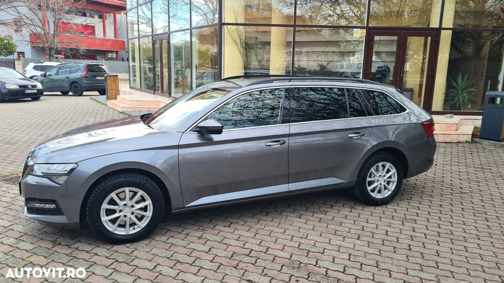 Skoda Superb Combi 2.0 TDI DSG Selection - 19