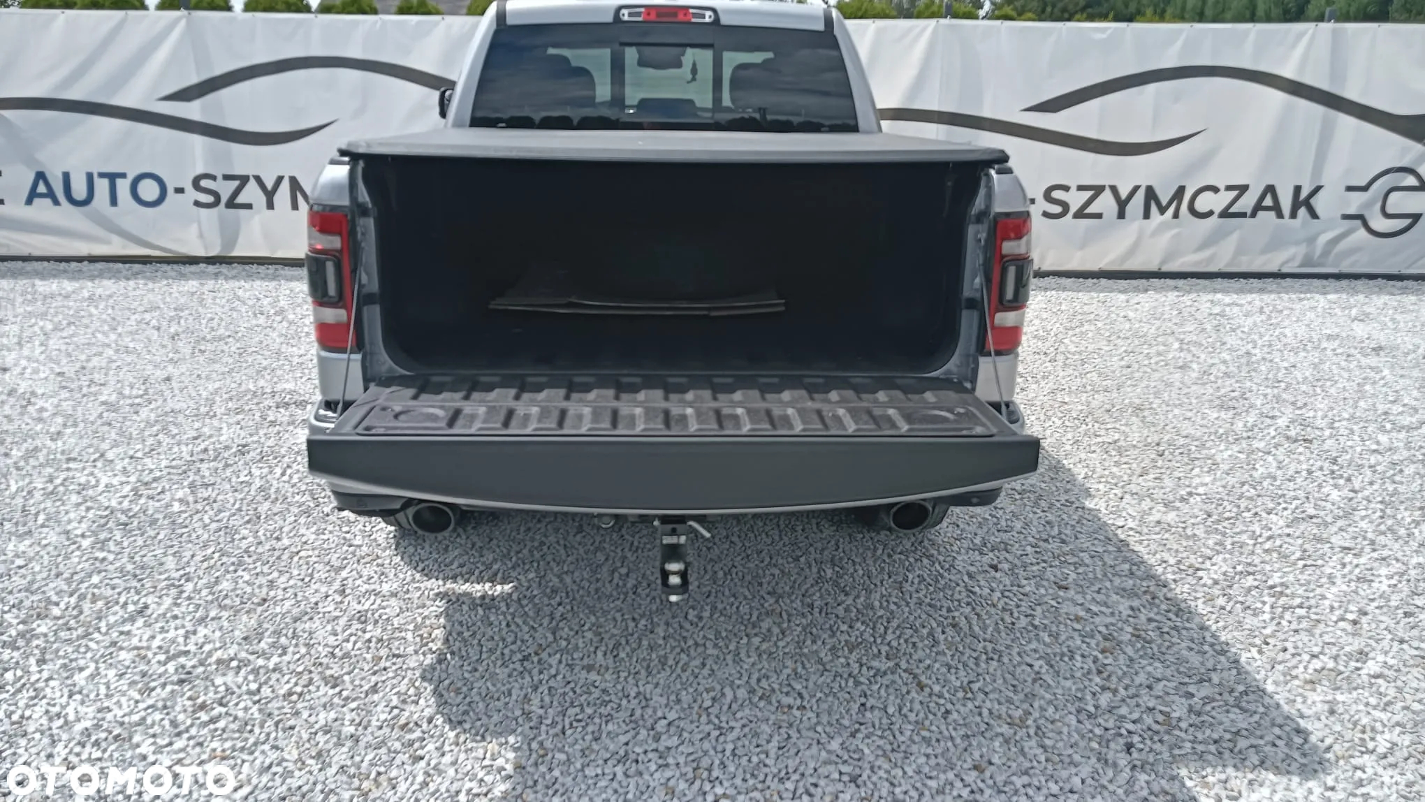 Dodge RAM 1500 5.7 4x4 - 24