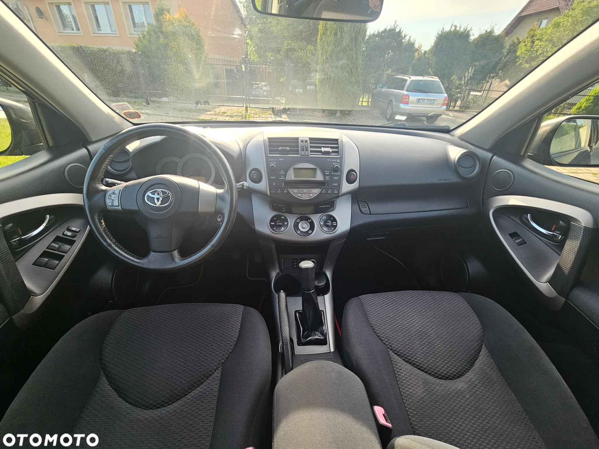 Toyota RAV4 2.0 4x4 Sol - 22