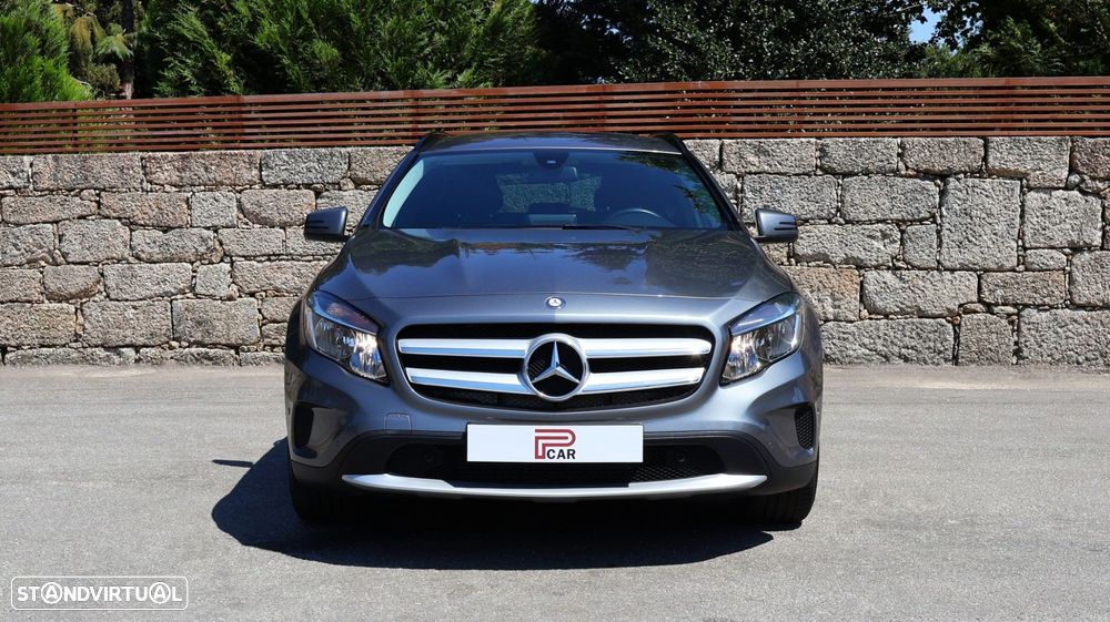 Mercedes-Benz GLA 220 d - 3