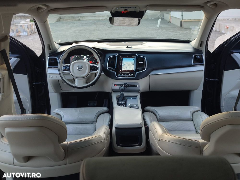 Volvo XC 90 - 7