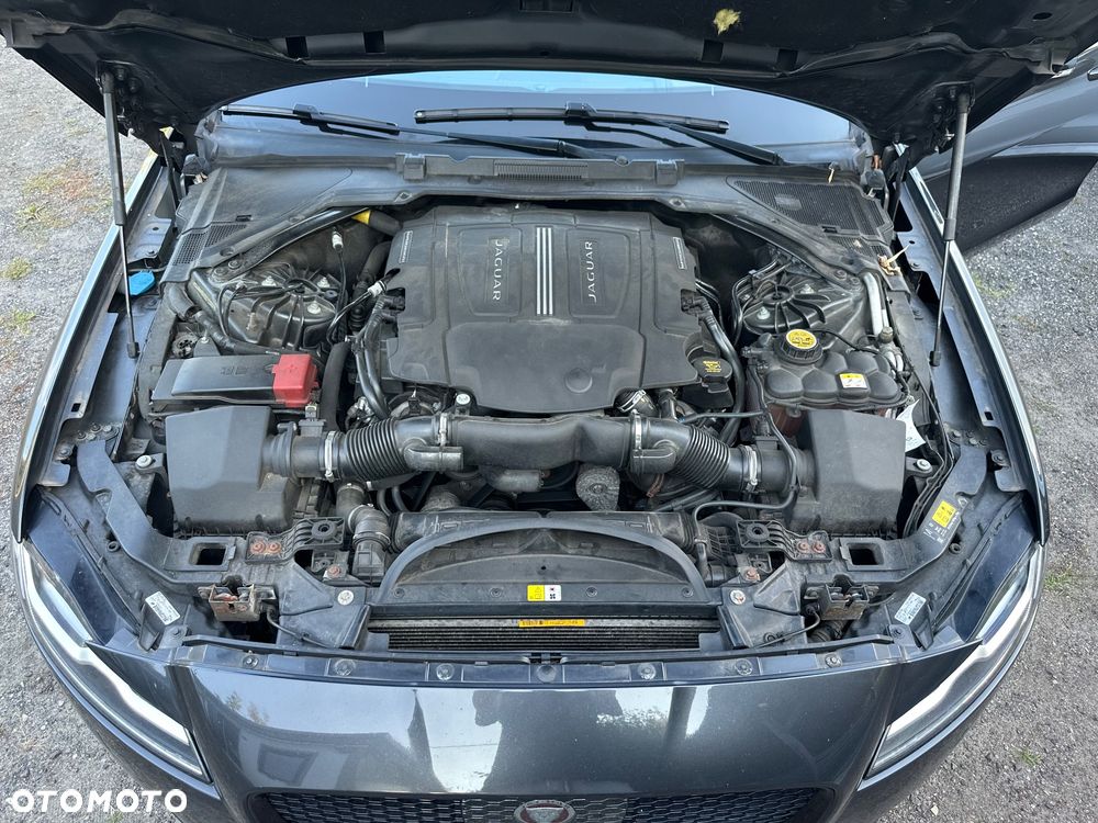 Jaguar XF S AWD - 40