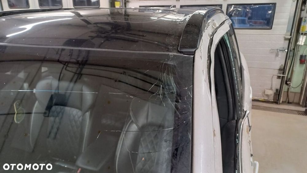 Mitsubishi Outlander Intense + - 13