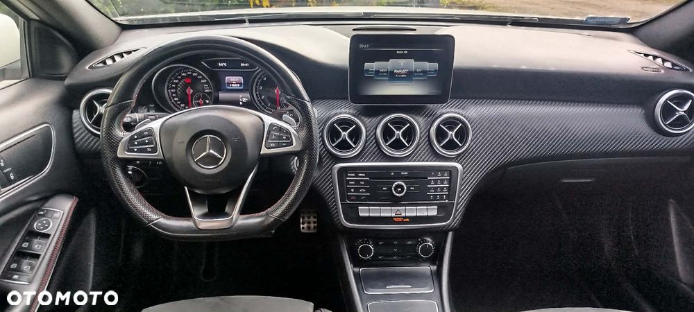 Mercedes-Benz Klasa A 180 7G-DCT - 14