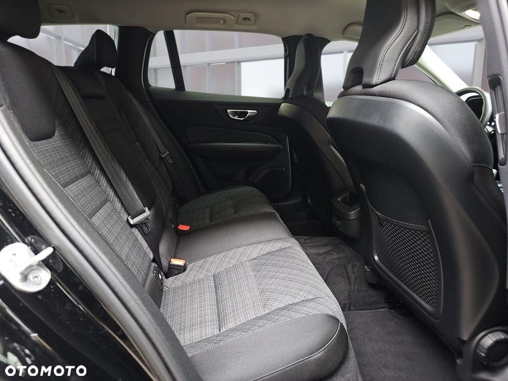 Volvo V60 B4 B Core - 12