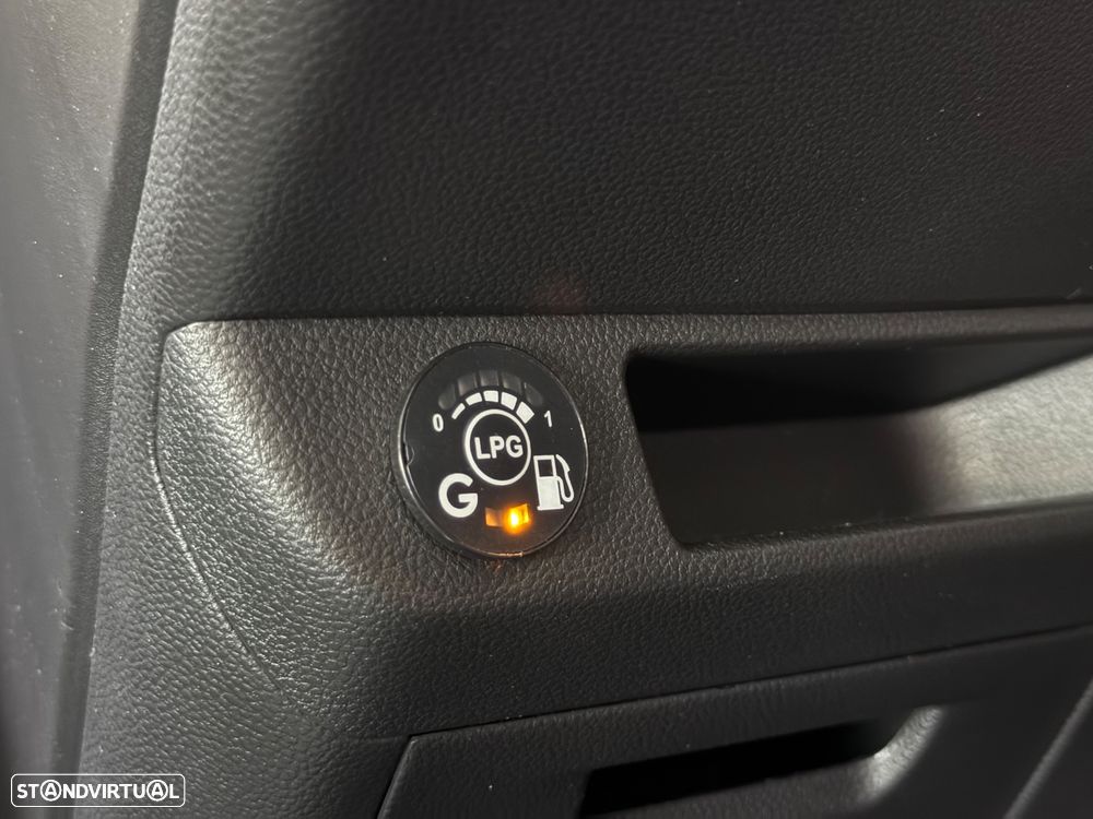 Renault Clio 1.0 TCe Evolution Bi-Fuel - 13