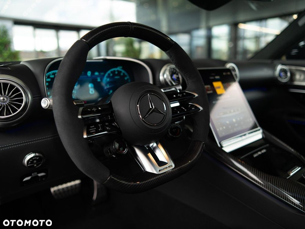 Mercedes-Benz AMG GT - 15