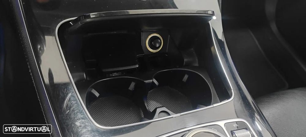 Mercedes-Benz E 220 d Avantgarde - 36