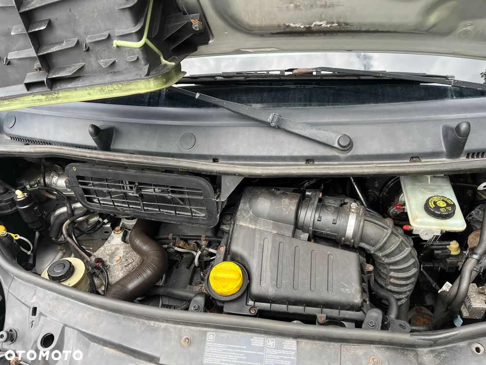 Opel Vivaro L2H1 2.9t - 11