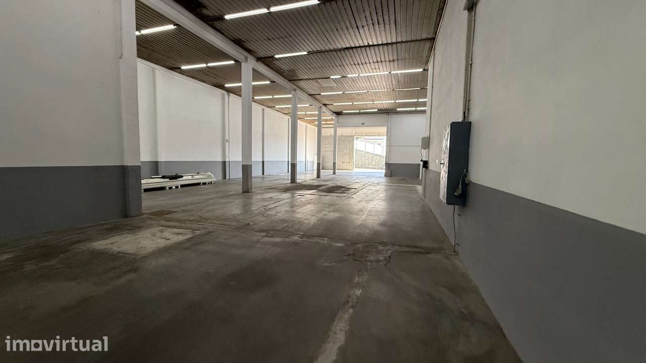Armazém para Arrendamento – Nespereira, Guimarães - Grande imagem: 4/12