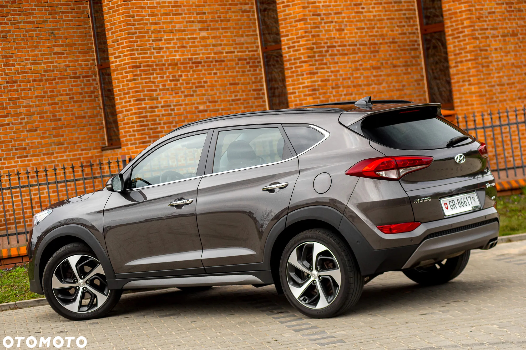 Hyundai Tucson 2.0 CRDi 4WD Automatik Passion Plus - 12