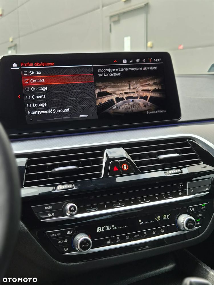 BMW Seria 5 520d MHEV M Sport sport - 13
