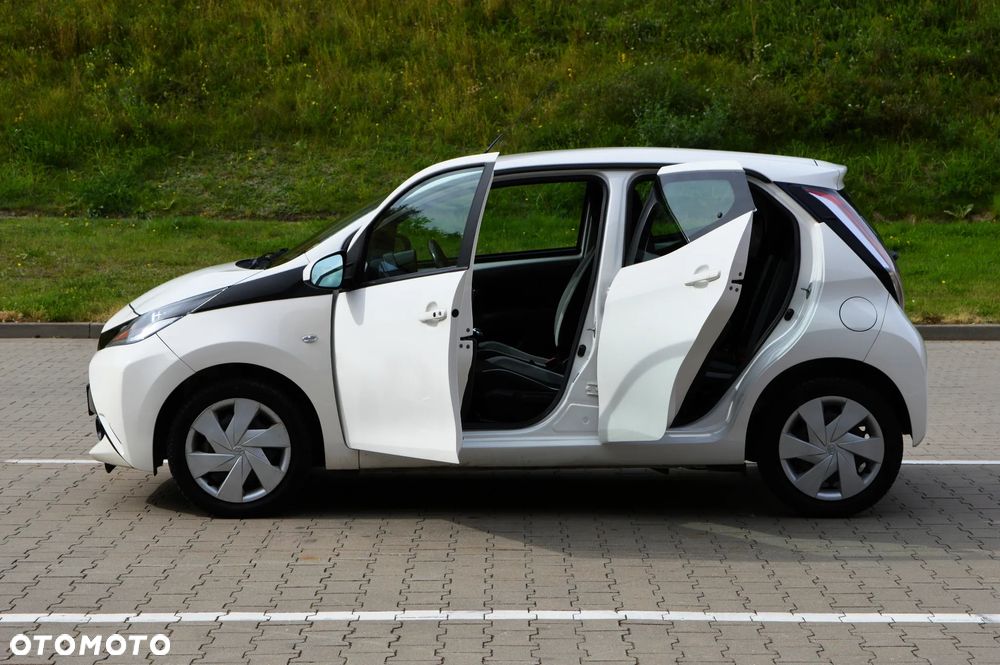 Toyota Aygo 1.0 VVT-i Sprint EU6 - 28