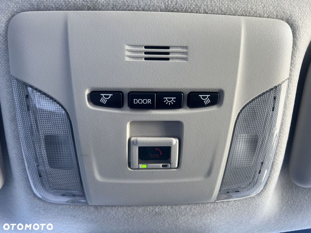 Toyota Corolla 1.8 Hybrid Comfort - 25
