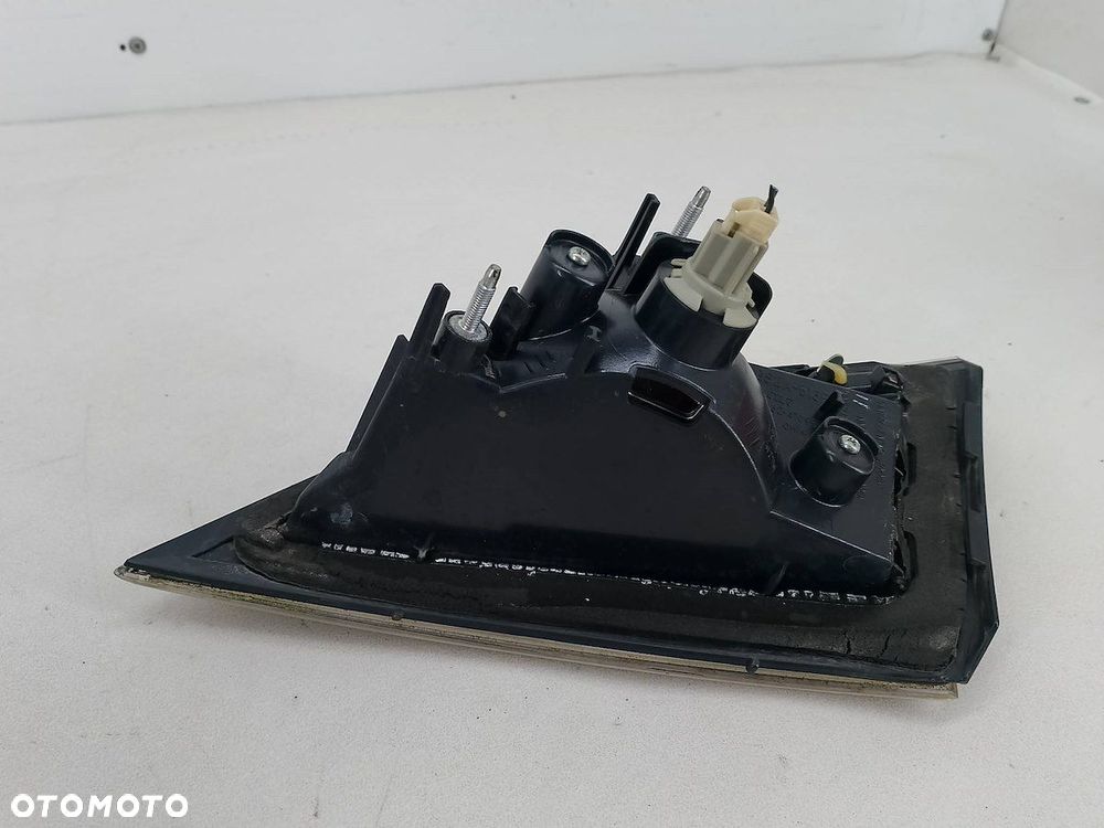 LAMPA TYLNA LEWA W KLAPE MAZDA 6 ( 07-13 ) GS2A-513F0 132-41095 KOMBI - 8