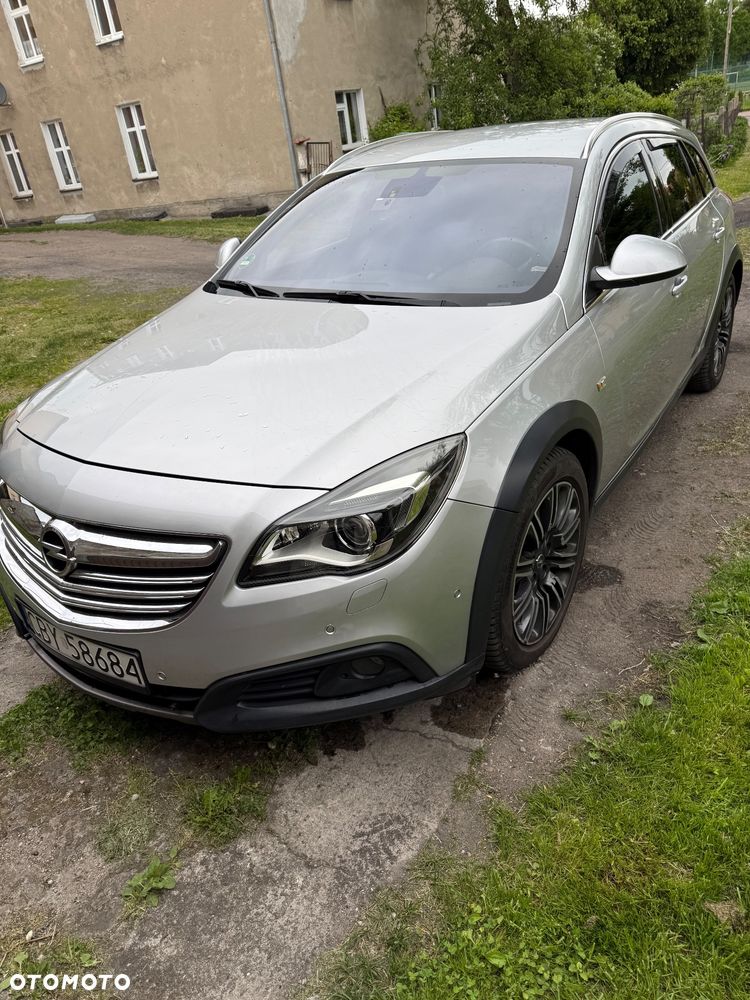 Opel Insignia 2.0 T SportsTourer 4x4 ecoFLEX Start/Stop - 1