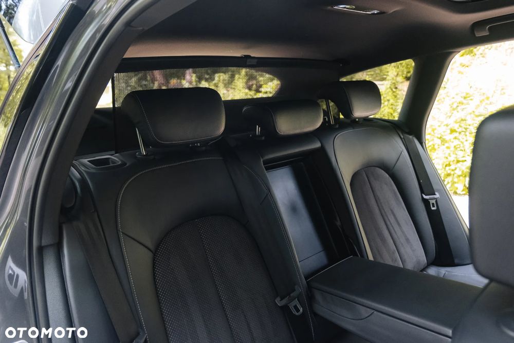 Audi A6 Avant 2.0 TDI ultra S tronic - 29