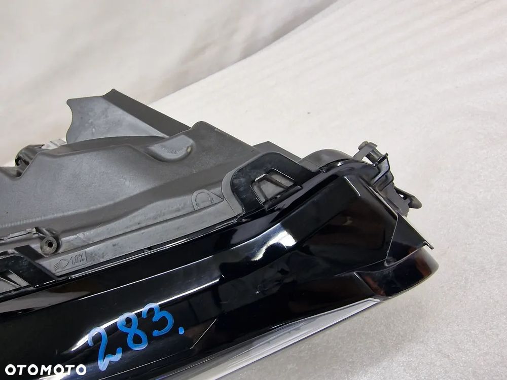LEXUS NX 300H XENON 14- PRAWA LAMPA PRZEDNIA PRZÓD , NR KOITO 78-15 , NR AUKCJI LL283 - 6