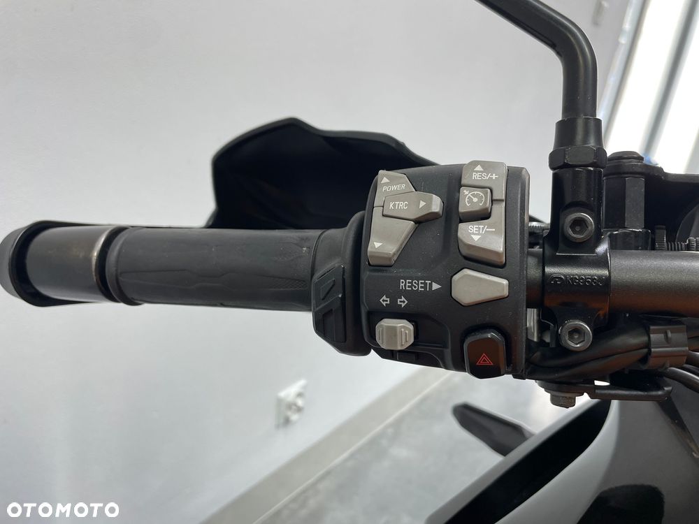 Kawasaki Versys 1000 - 20