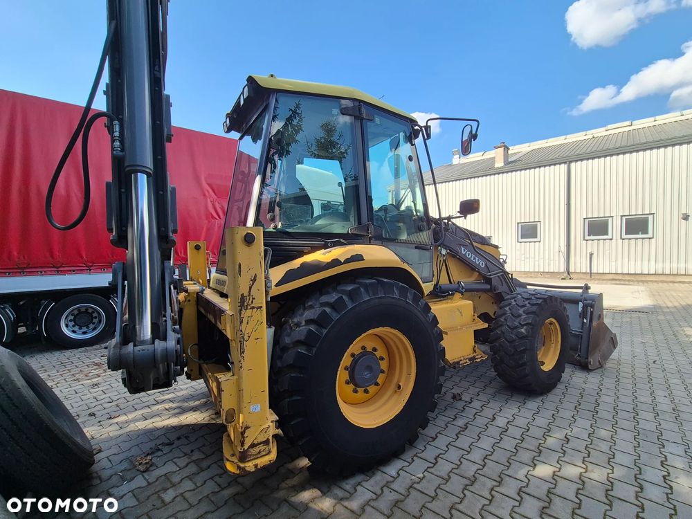 Volvo BL71 / SPROWADZONA / 5500 MTH - 8