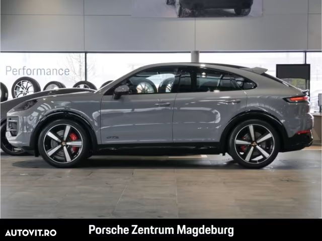Porsche Cayenne Coupe GTS - 15