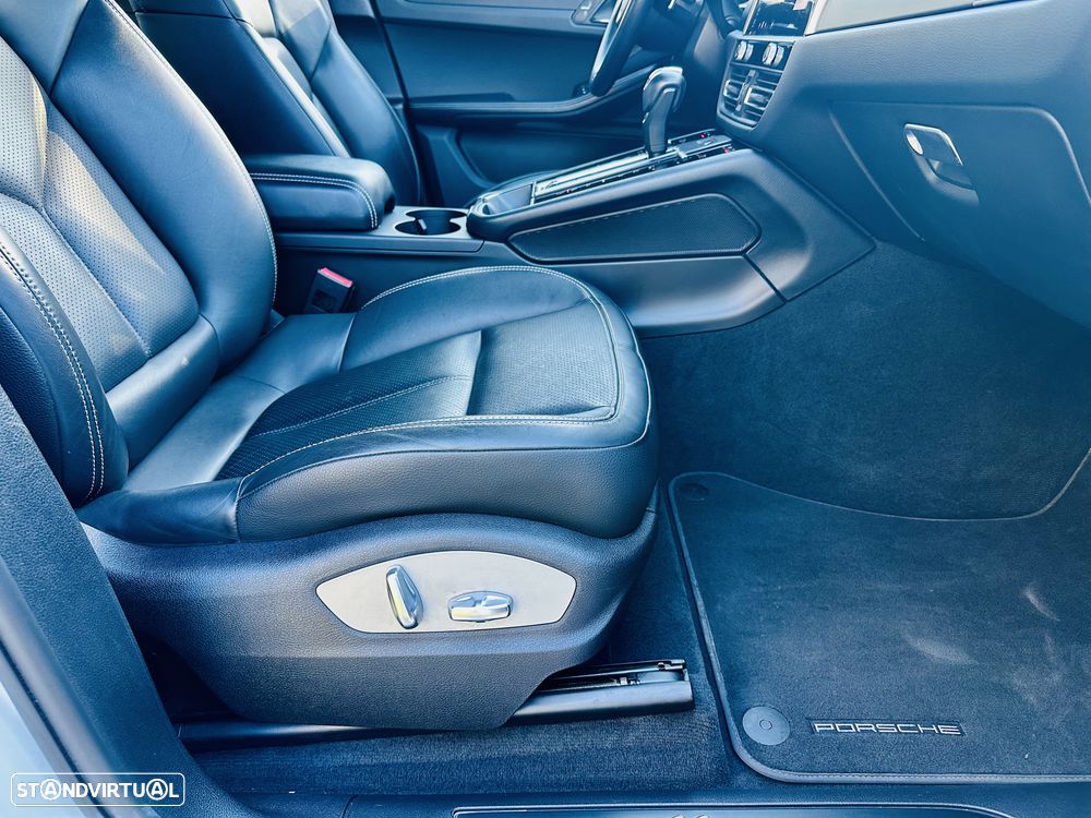 Porsche Macan Standard - 25