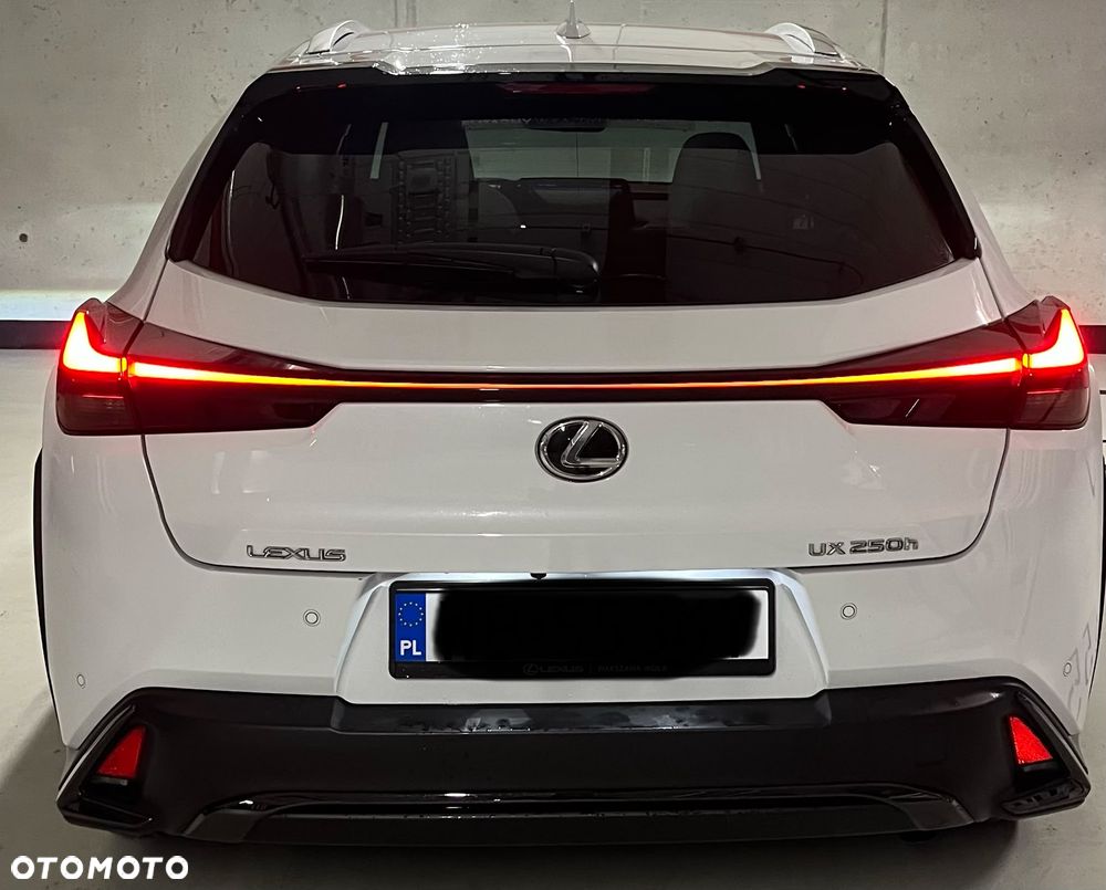 Lexus Ux 2023 photo 3