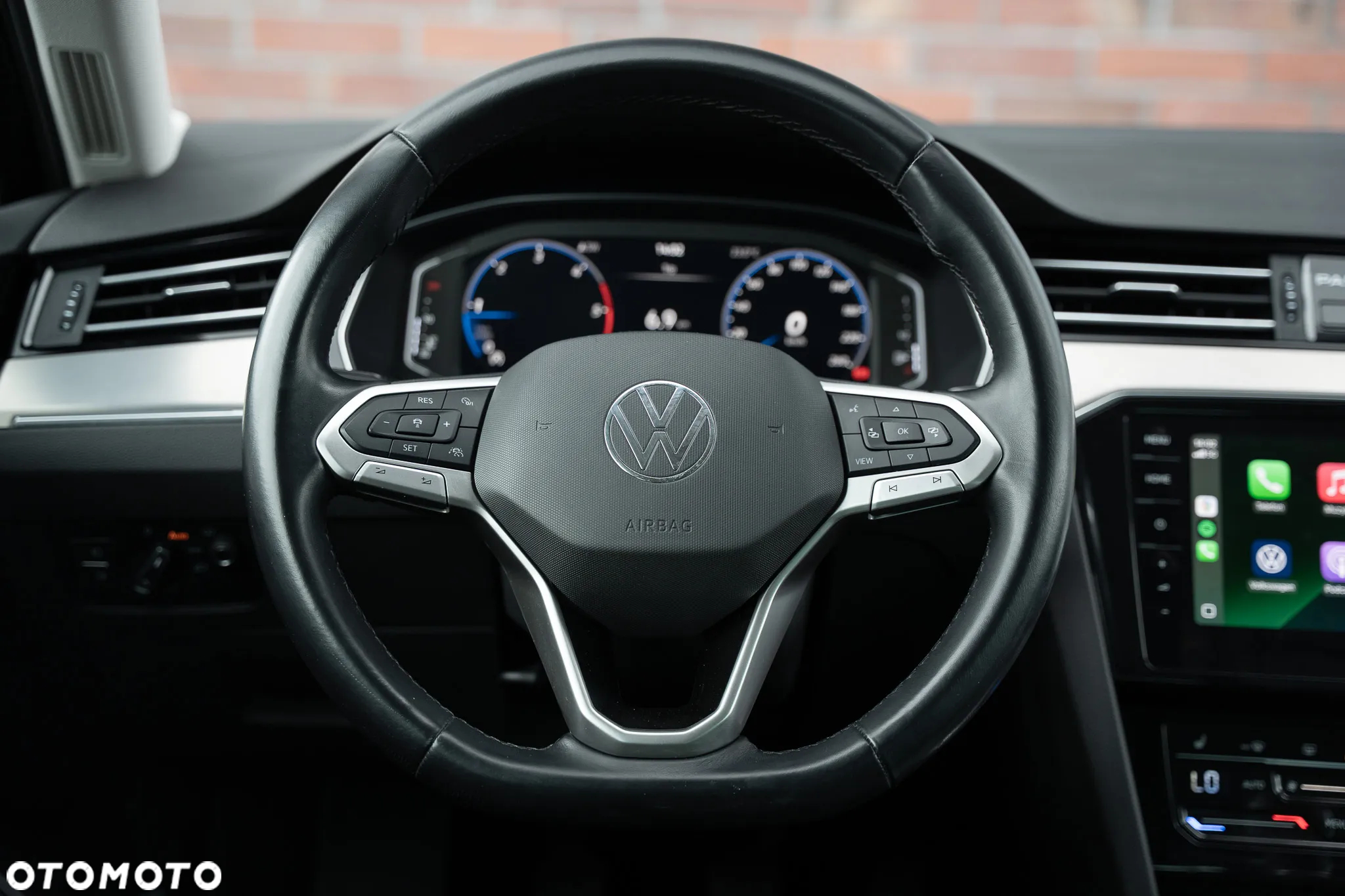Volkswagen Passat Variant 2.0 TDI SCR BlueMotion Highline - 27