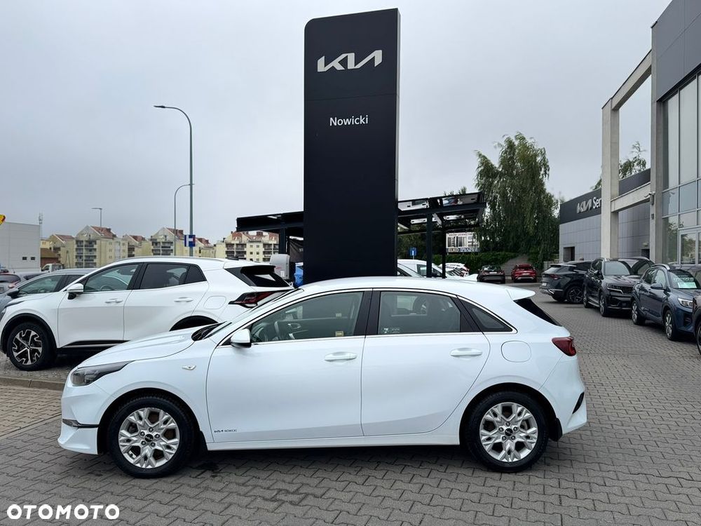 Kia Ceed 1.5 T-GDI M - 3