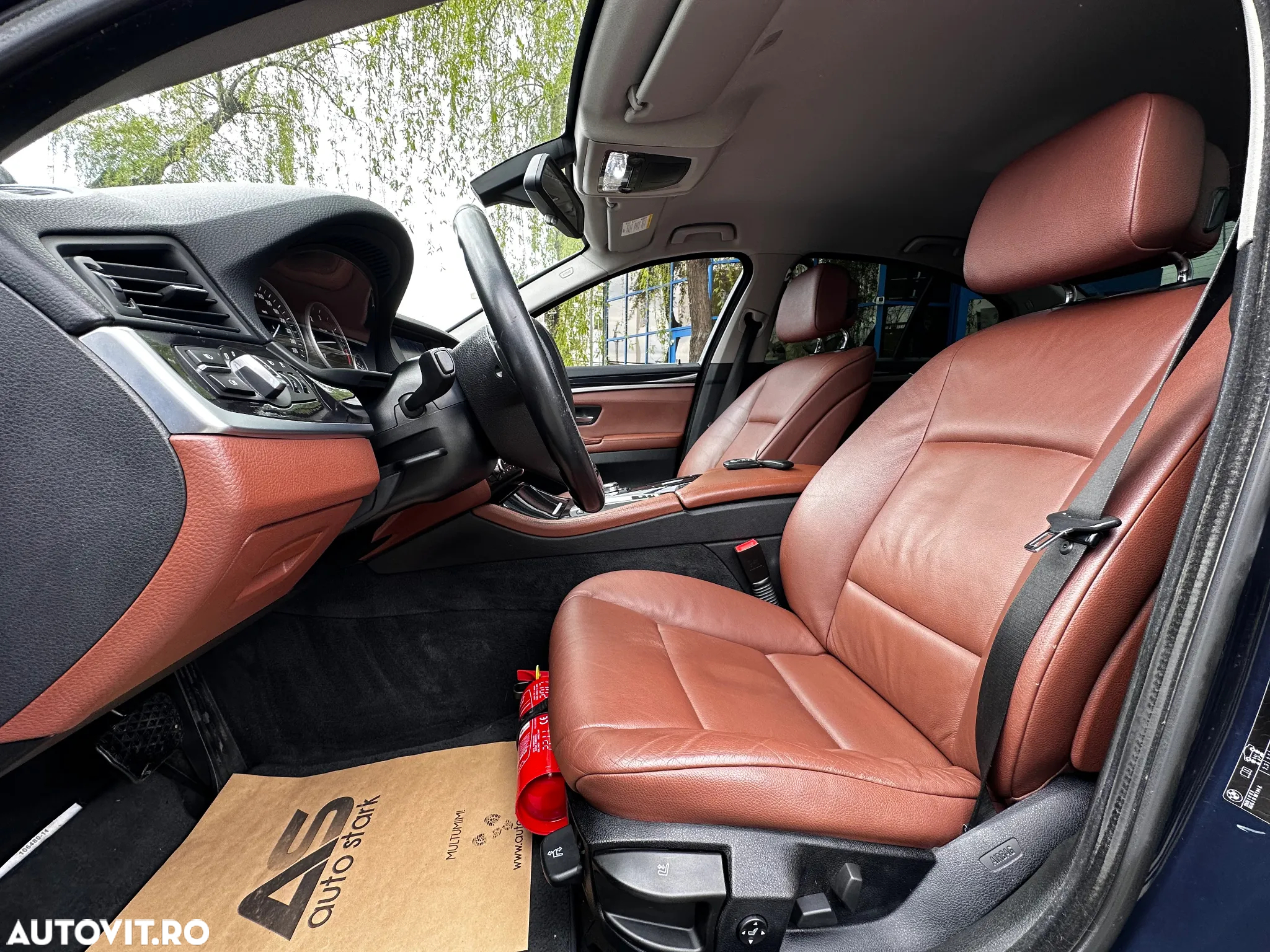 BMW Seria 5 525d Aut. - 17