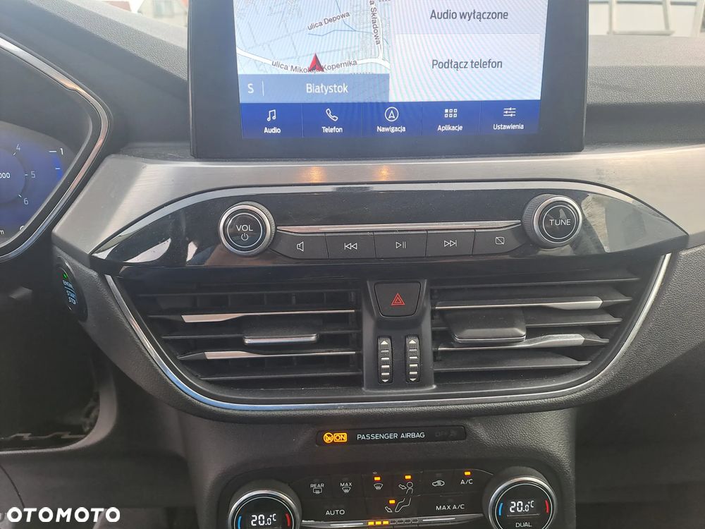 Ford Kuga - 11
