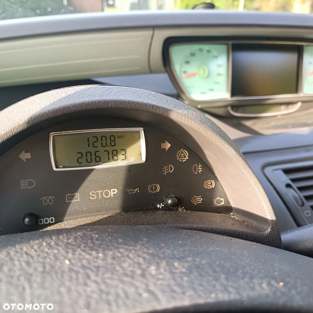 Citroën C8 2.2 Exclusive - 24