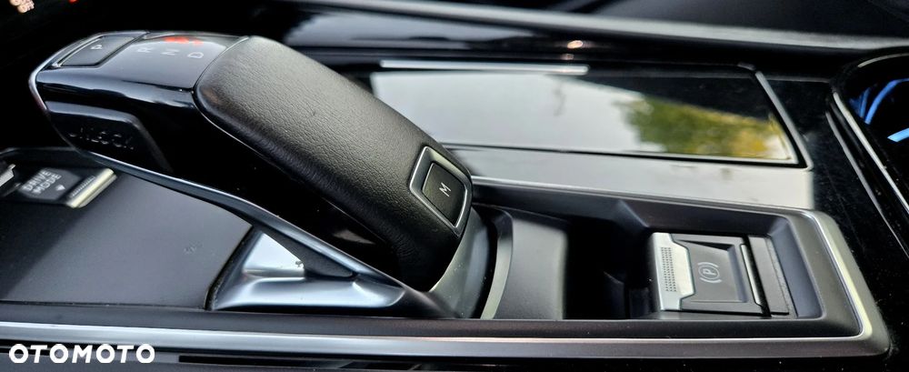 Peugeot 508 BlueHDi 130 EAT8 Allure Business-Paket - 31