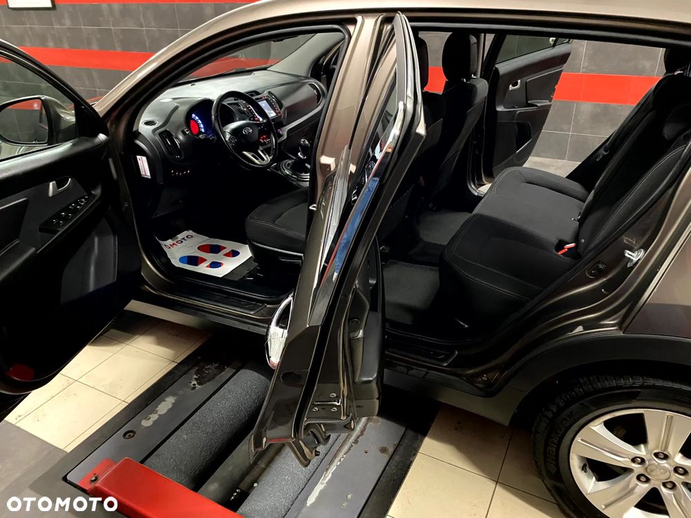 Kia Sportage 1.6 GDI Business Line M 2WD - 23