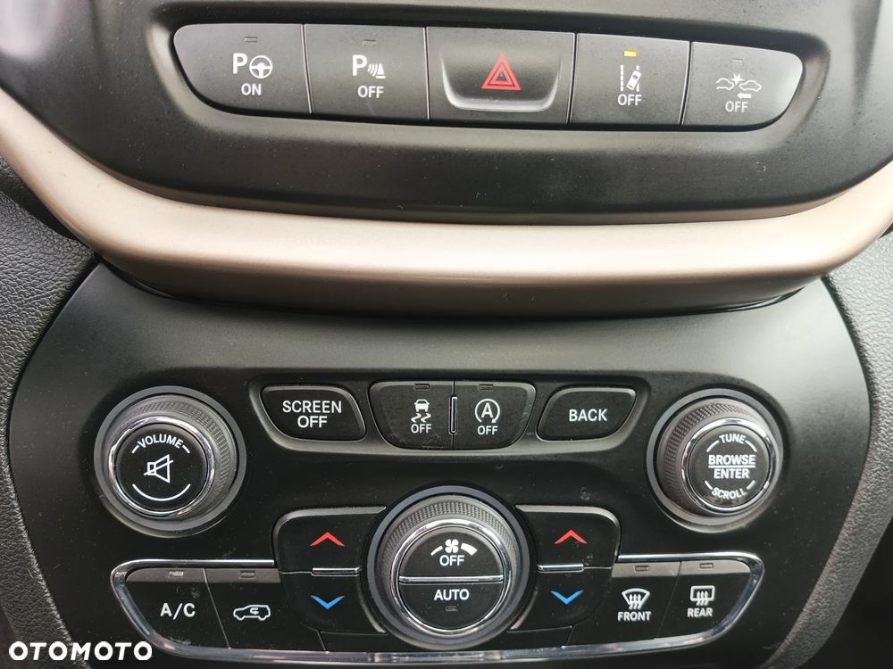 Suzuki Ignis 1.2 SHVS Premium CVT - 9