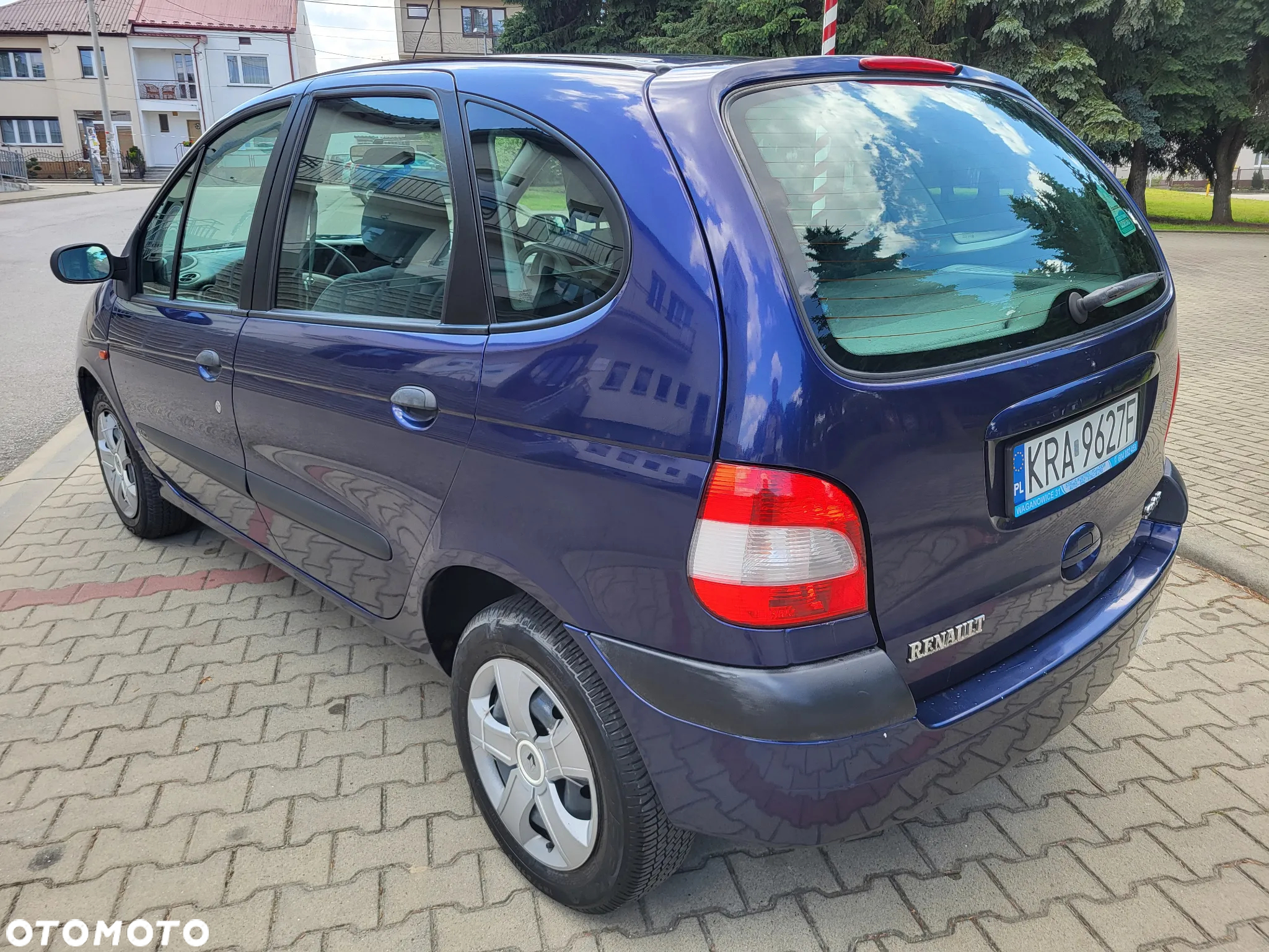 Renault Scenic 1.6 16V Dynamique - 3