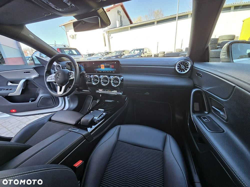 Mercedes-Benz CLA - 22