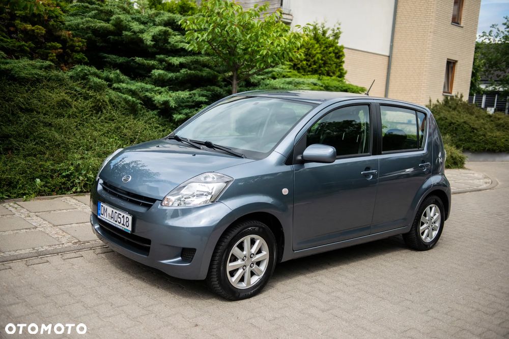 Daihatsu Sirion 1.3 CooLine - 2