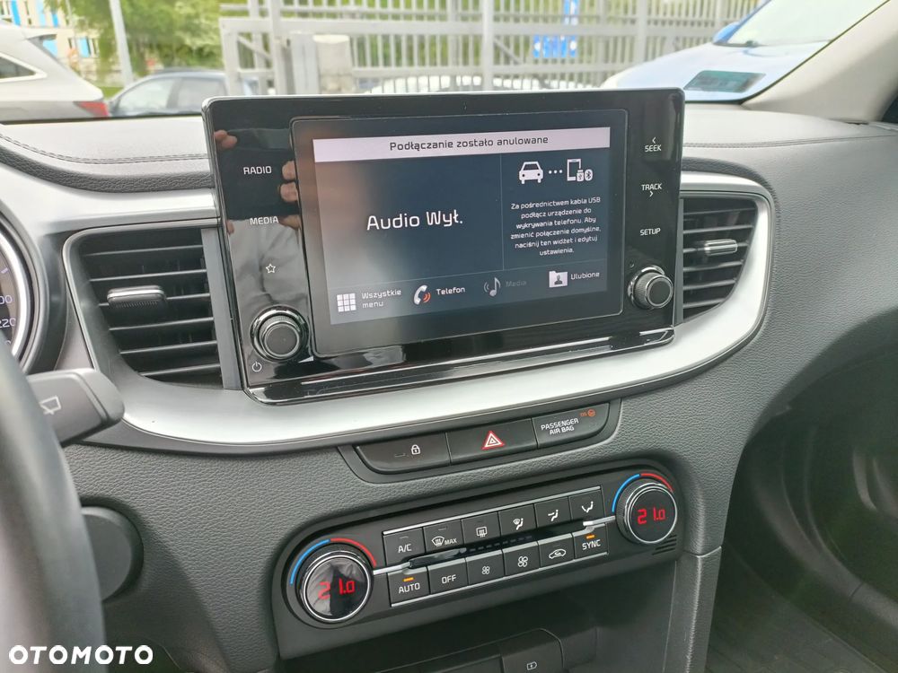 Kia XCeed 1.5 T-GDI M - 13
