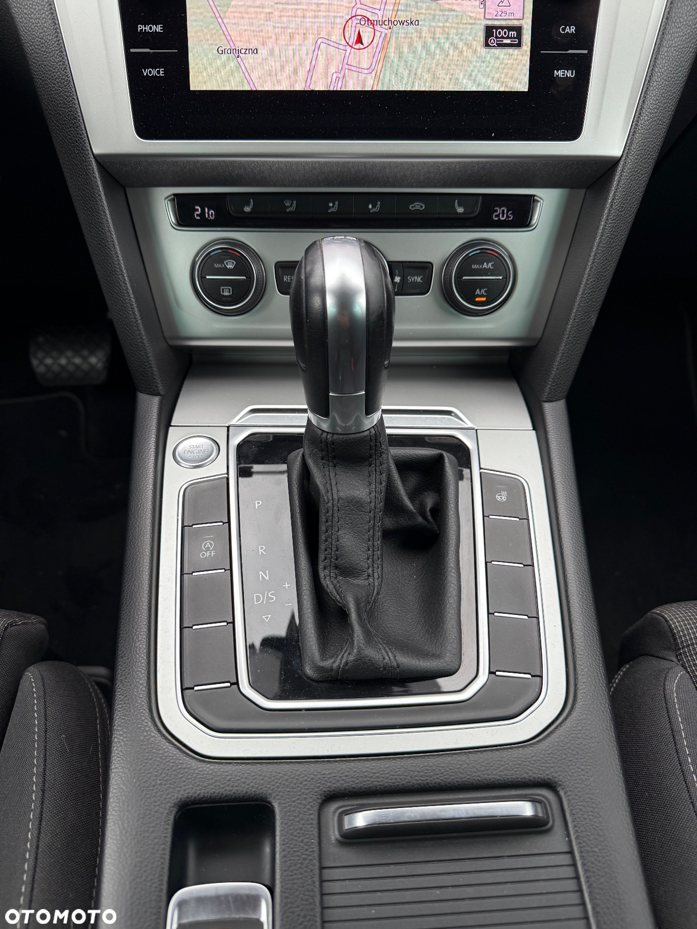 Volkswagen Passat Variant 1.6 TDI SCR DSG - 31