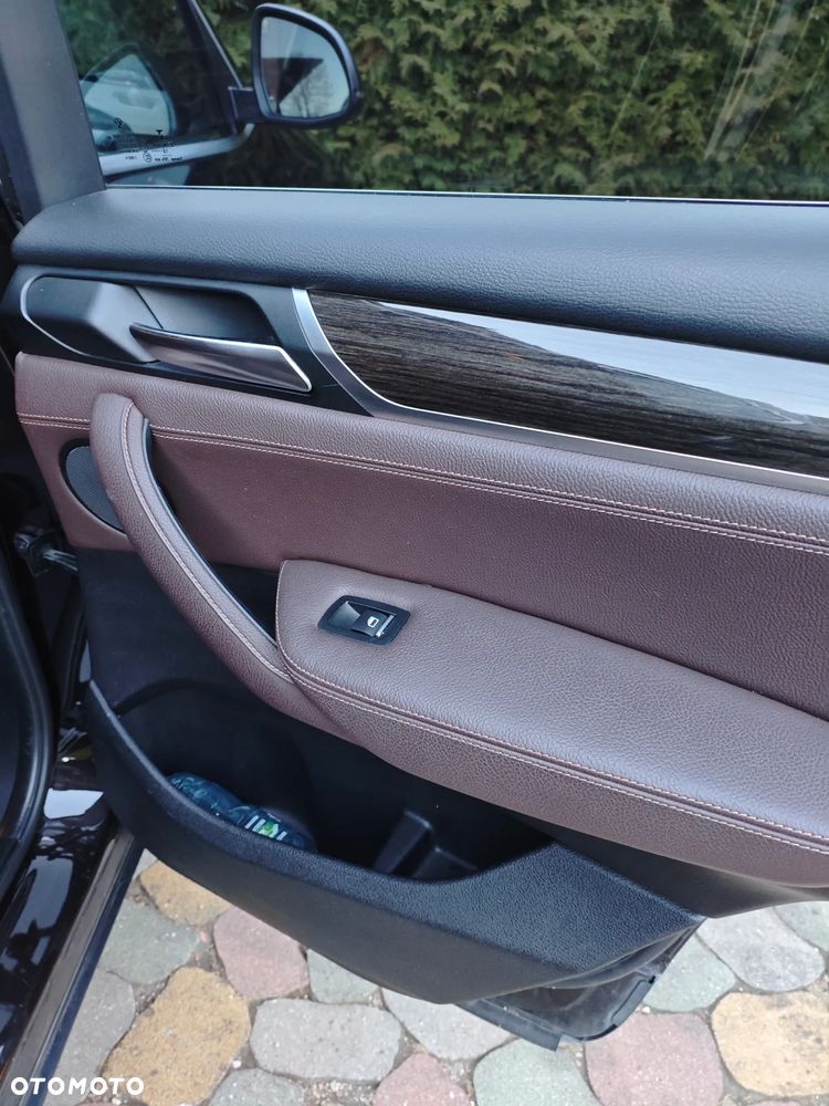 BMW X3 xDrive20d - 11