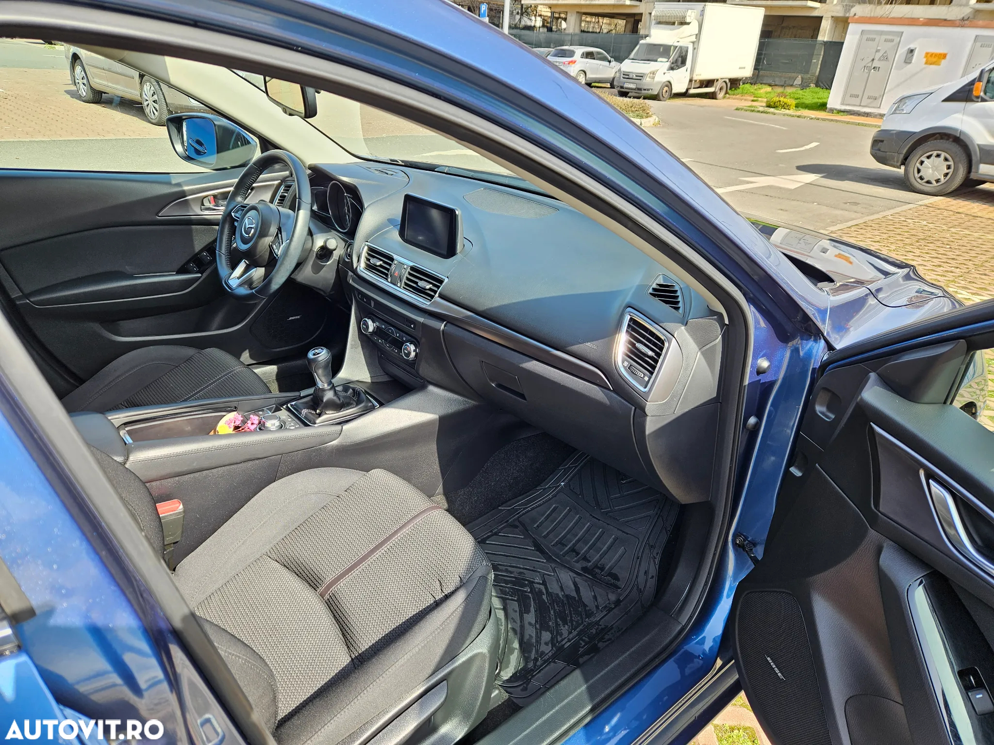 Mazda 3 - 15