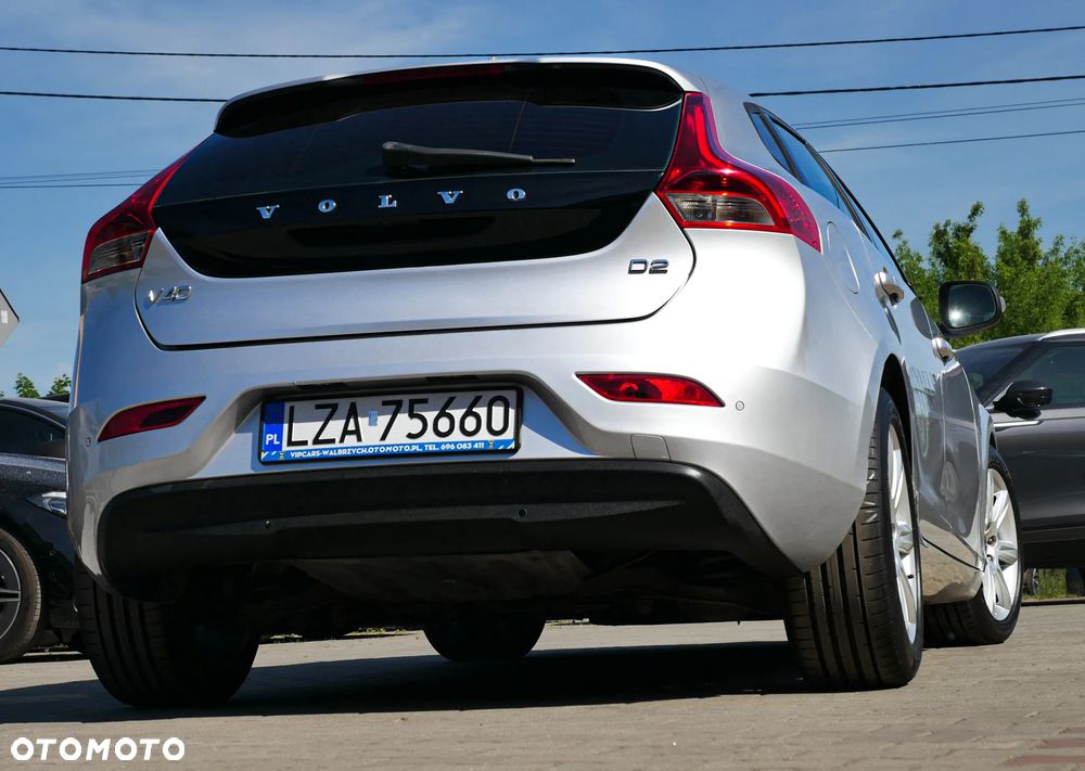 Volvo V40 D2 Powershift Momentum - 34