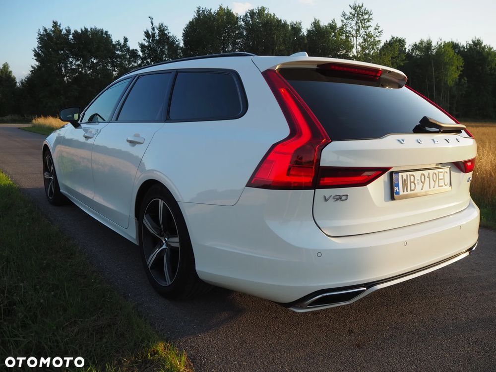Volvo V90 D4 SCR AWD R-Design - 5