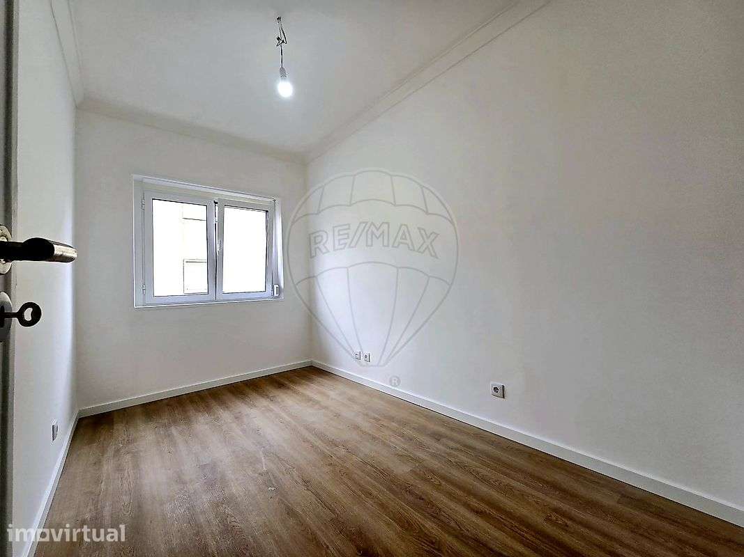 Apartamento T2 para arrendamento - Grande imagem: 4/7