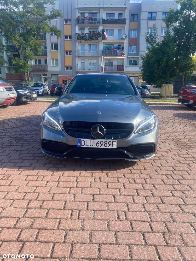 Mercedes-Benz Klasa C 300 9G-TRONIC AMG Line - 2